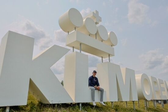 KLMopen sign.jpg